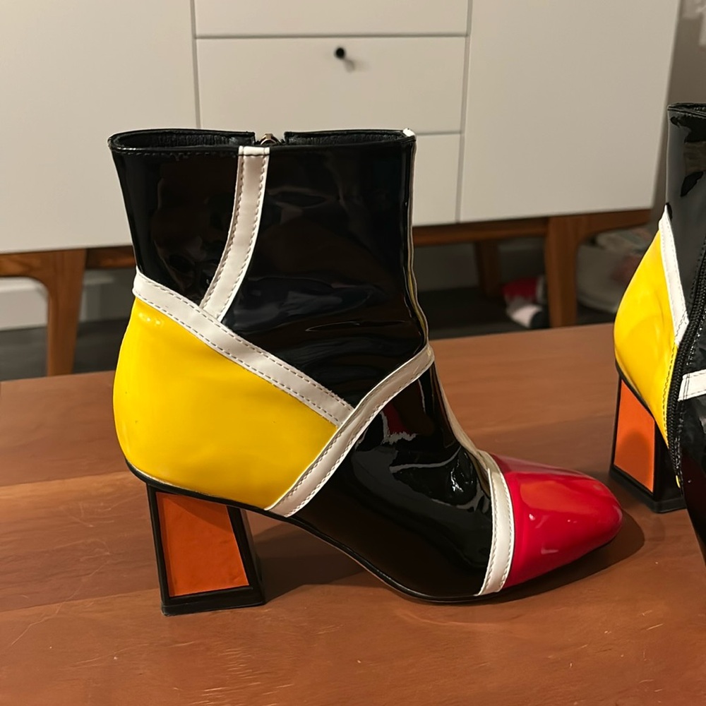 FY Zoe Colorblock Booties